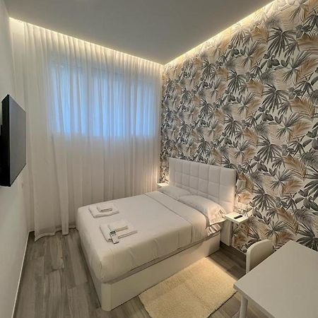 Habitacion Praga Style Madrid Bagian luar foto