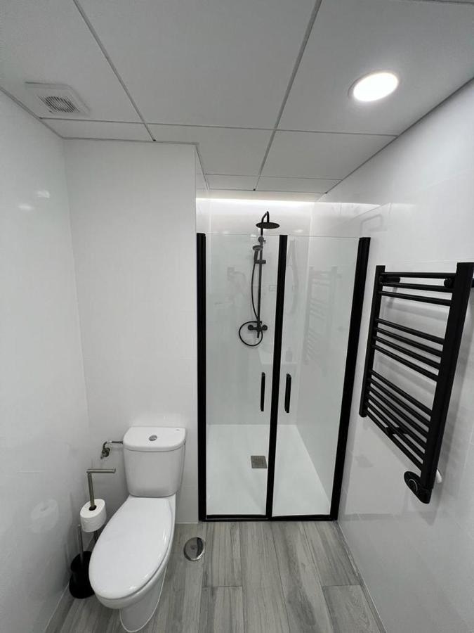 Habitacion Praga Style Madrid Bagian luar foto