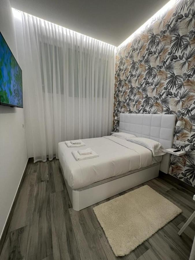 Habitacion Praga Style Madrid Bagian luar foto