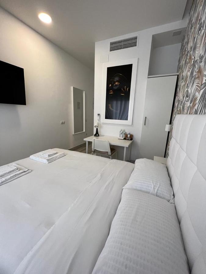 Habitacion Praga Style Madrid Bagian luar foto